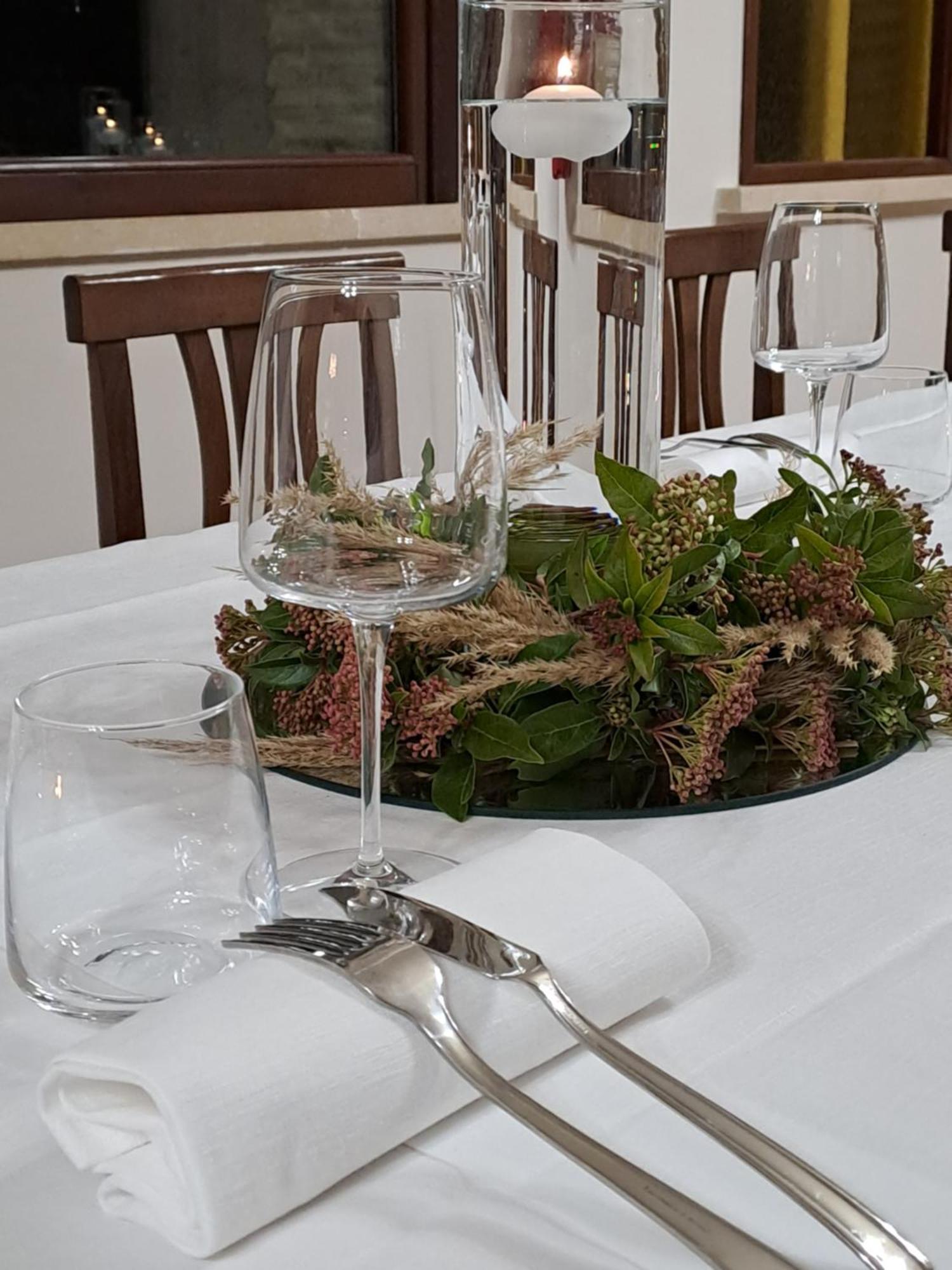 Hotel Lo Smeraldo Roccavivara Eksteriør bilde
